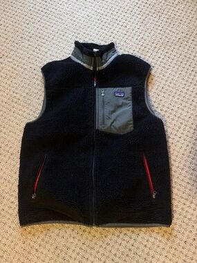 Patagonia Classic Retro-X Vest with Gray Chest Pocket Full Zip Size L